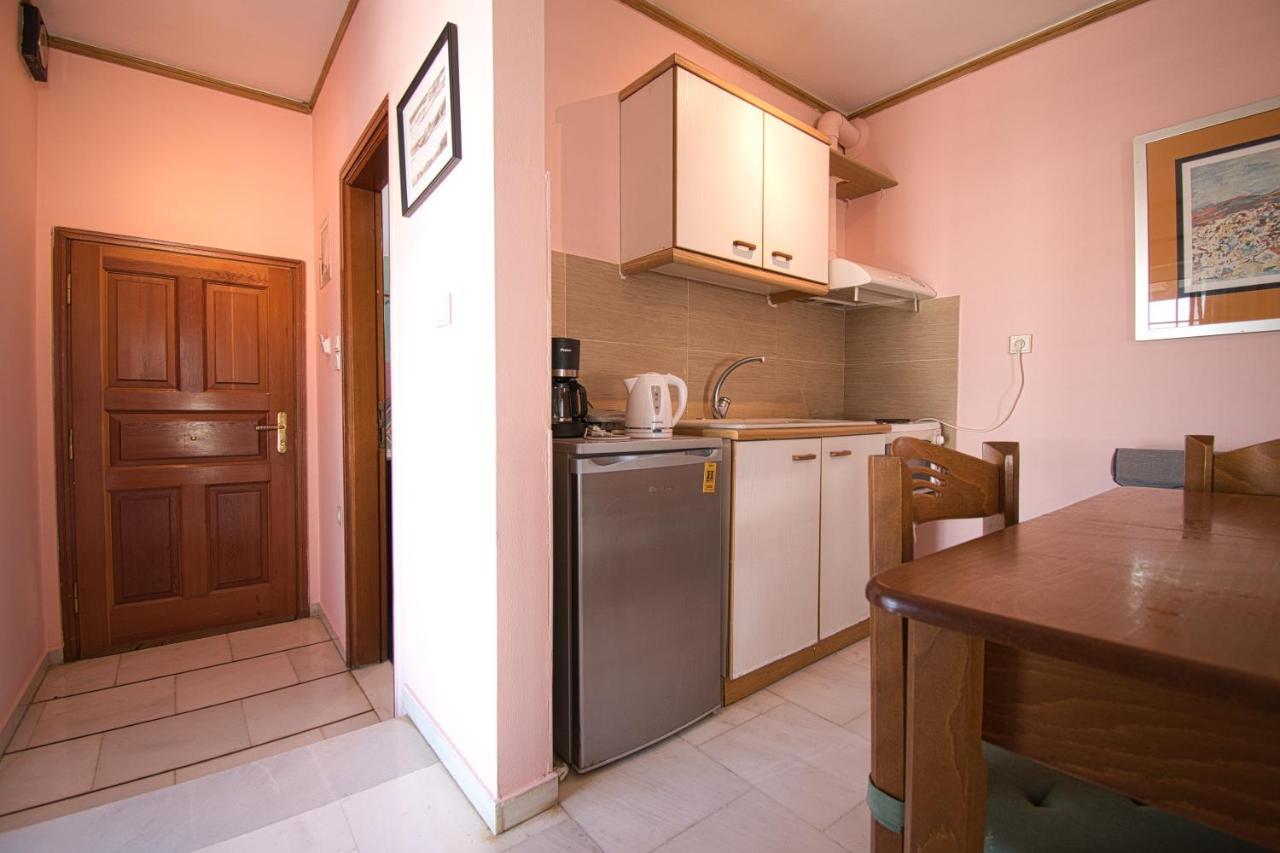 Apartamento Tiny Studio Marousi Area Atenas Exterior foto